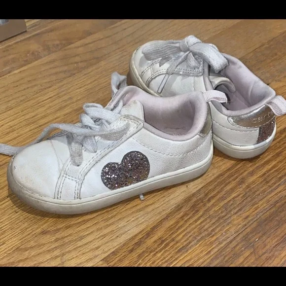 Carter's Shoes Carters Girls Glitter Heart Sneakers Size